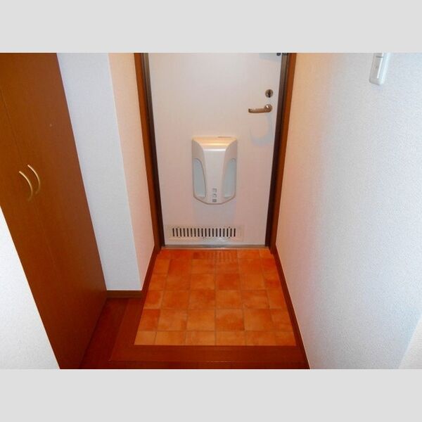 リブェール 玄関