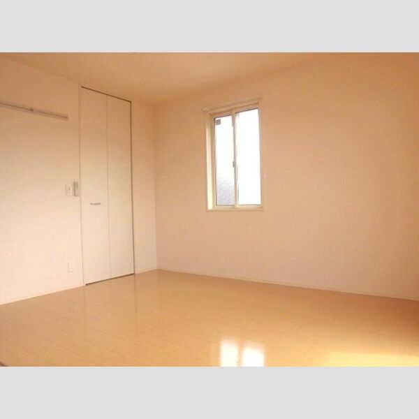 セントラルパーク201号室 洋室(南側)