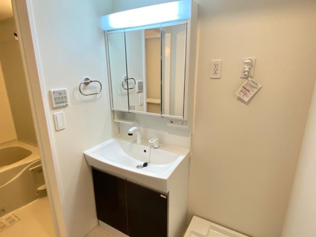 ファンタジア202号室 洗髪洗面化粧台