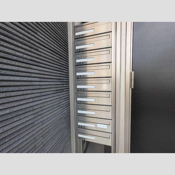 エクレウス下馬 エントランス　ポスト