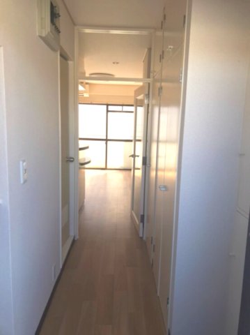 ワコーレエレガンス本郷台301号室 同建物別部屋の参考画像