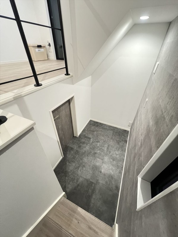 ｒｏｂｏｔ　ｈｏｍｅ　西大宮Ａ リビング