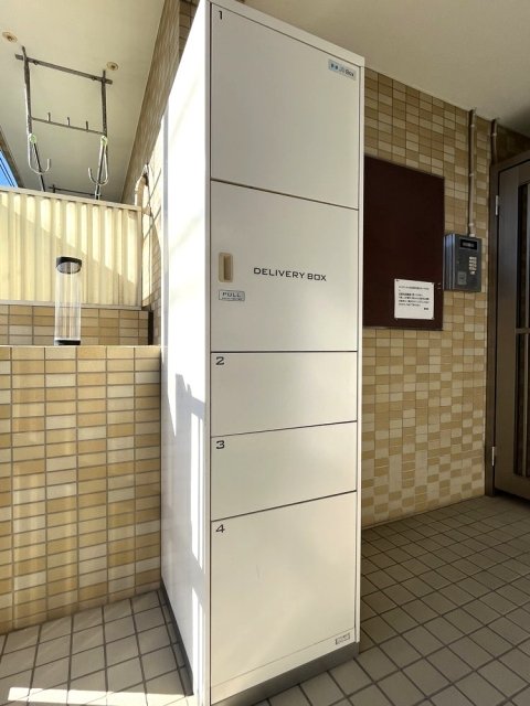 コーディアル久我山1階 宅配BOX