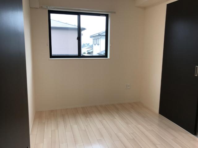 アールＵⅡ202号室 寝室