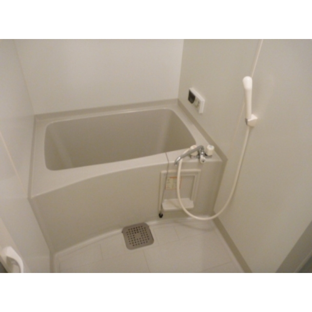 アムール 金谷104号室 お風呂