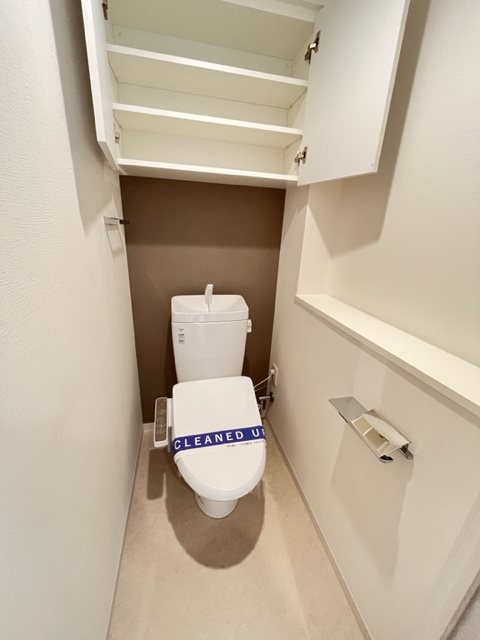 アジールコート新高円寺9階 トイレ