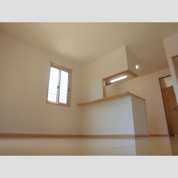 フレールⅠ東金町 LDK11帖