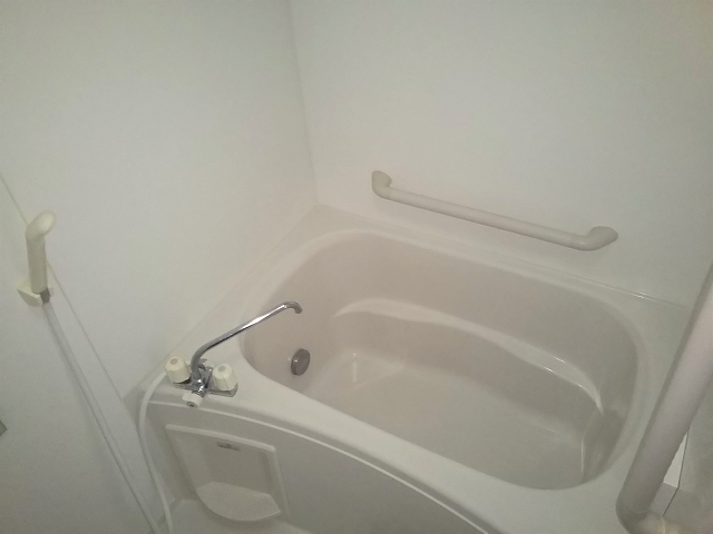 レオネクストカロータＮ　２番館 浴室換気乾燥機付きで雨の日の洗濯物も安心