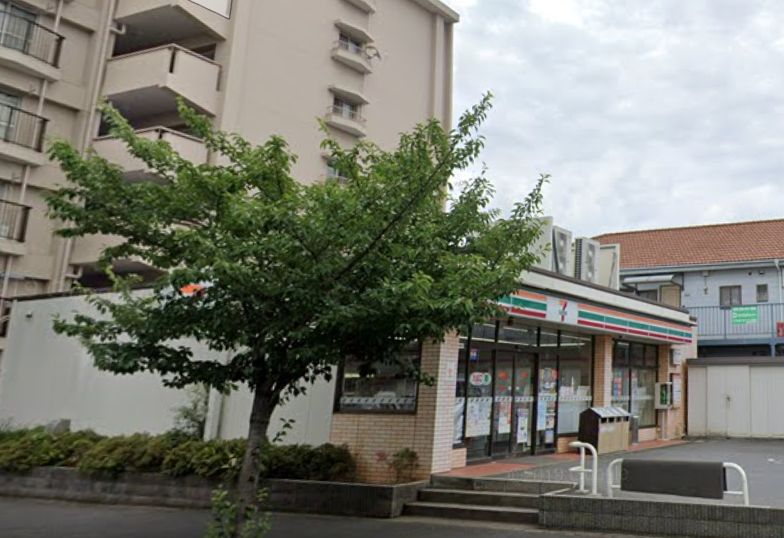 シマムラマンション 【コンビニエンスストア】セブンイレブン 松戸小金原4丁目店まで471ｍ