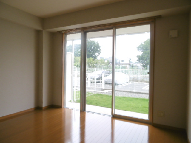 Ｔ｜ｕ４１６ リビング