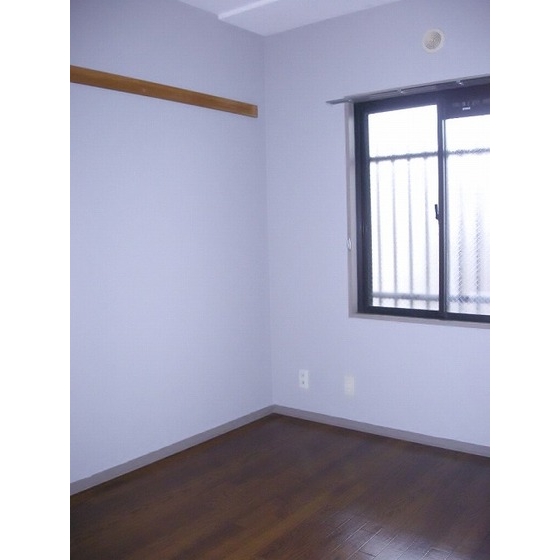 モンティクロ弐番館401号室 内観