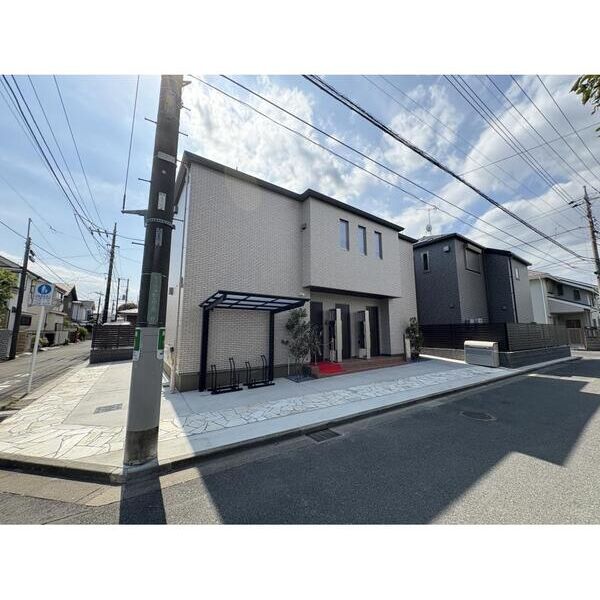 アベニューさんごD棟の外観画像