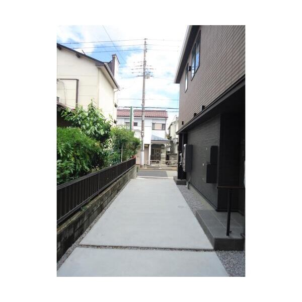 Forest　Maison　西八王子 エントランス
