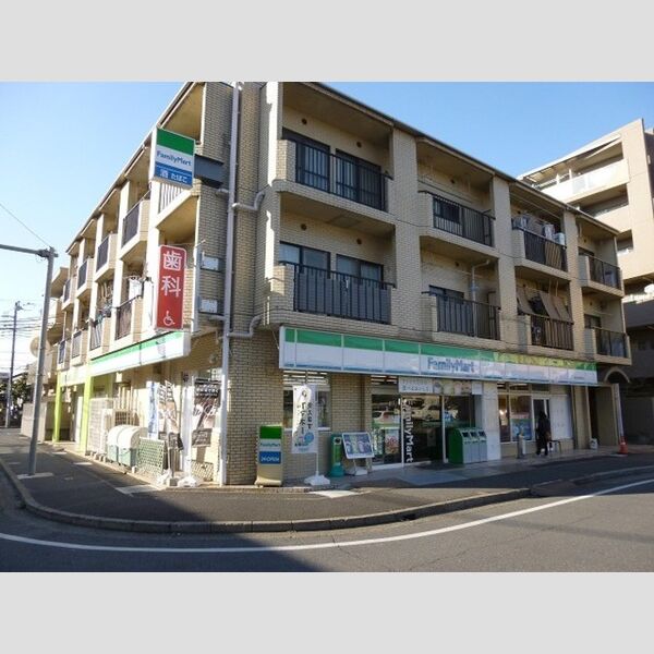 ヴィラ・ルミエール203号室 ファミリーマート原木中山駅北店