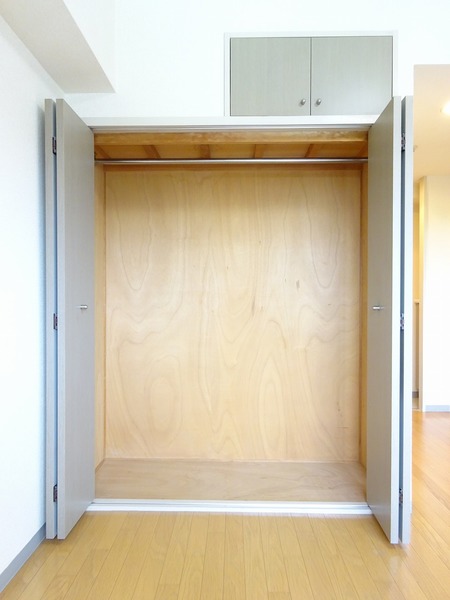 ドルチェ府中601号室 収納