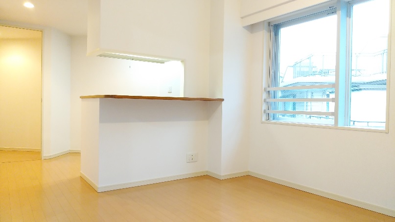 プライムアーバン中野上高田 ※参考写真（同タイプの201号室）