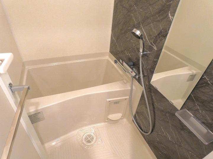 LUNIQ新高島平1階 収納