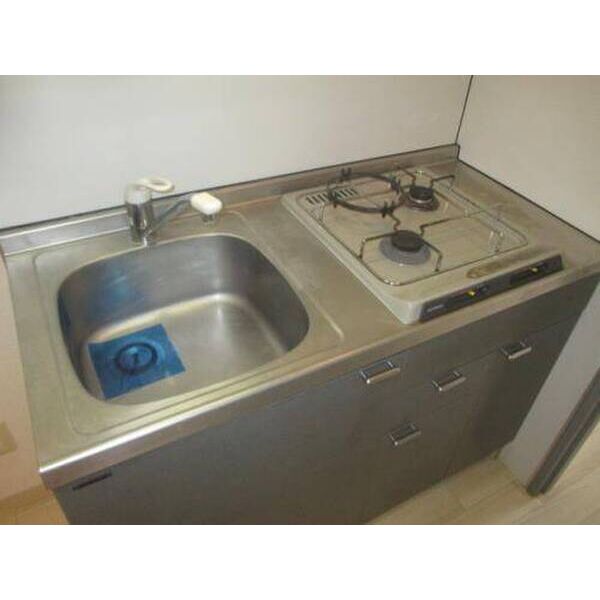 メゾン・ド・ヴィレ　鷺沼0108号室 キッチン