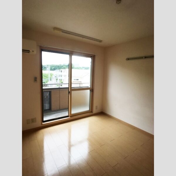 パピヨン八王子みなみ野303号室 洋室