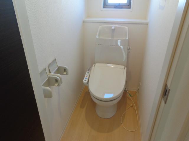 セレーノ・東栖 シャワー付トイレ