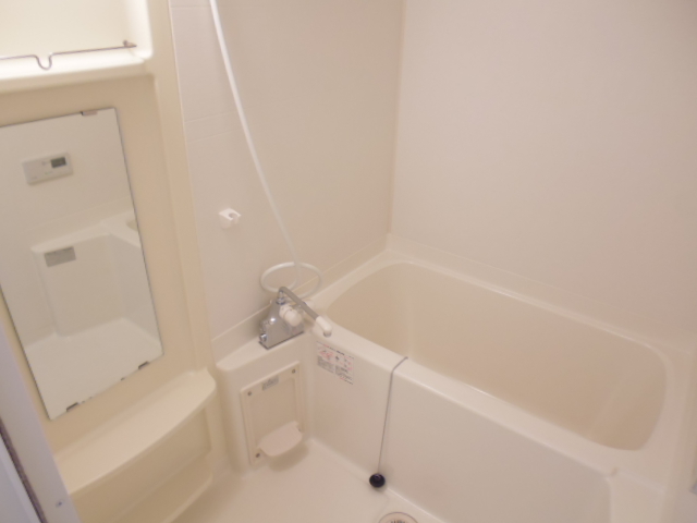 トレセリア横山0905号室 お風呂