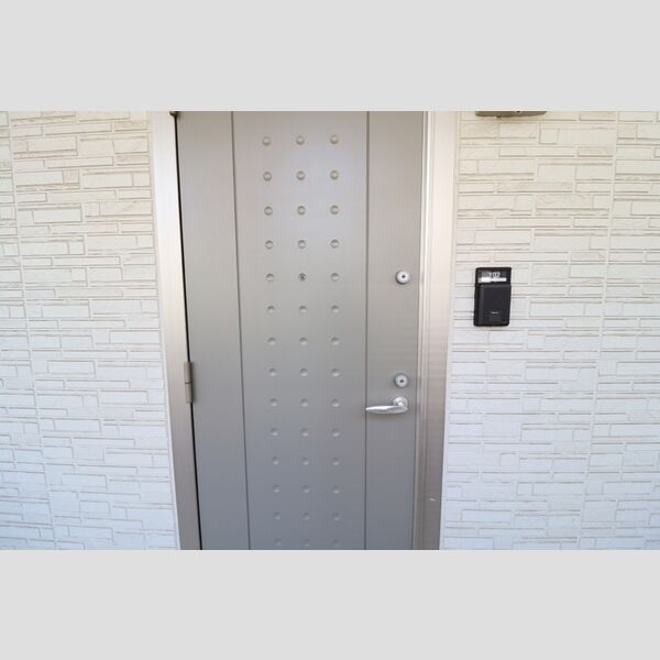 グリーンコーポ　B棟102号室 玄関ドア