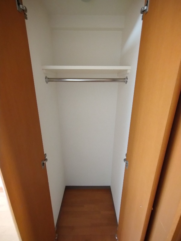 リクレイシア菊川3階 収納