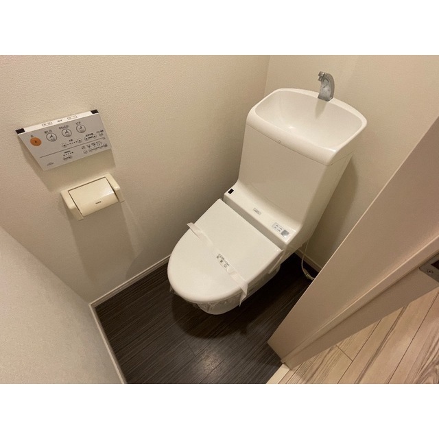 クノッソス末広 内観