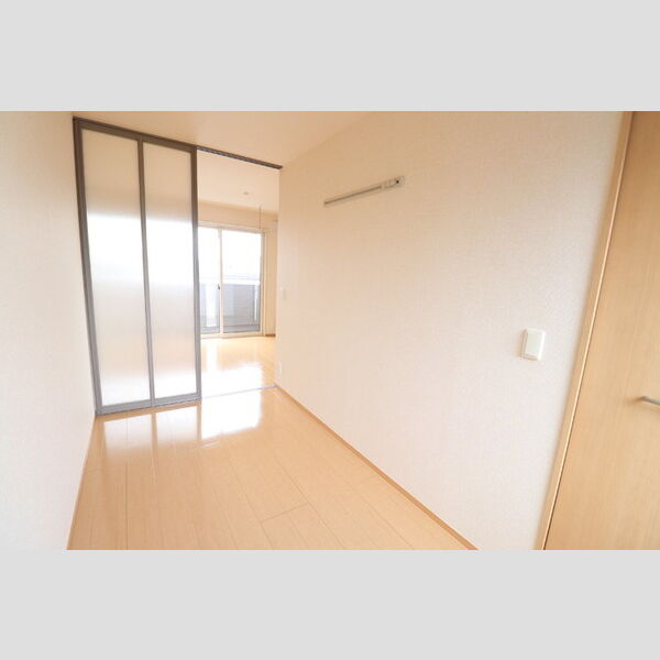 charmant court M´s　Ⅲ302号室 洋室
