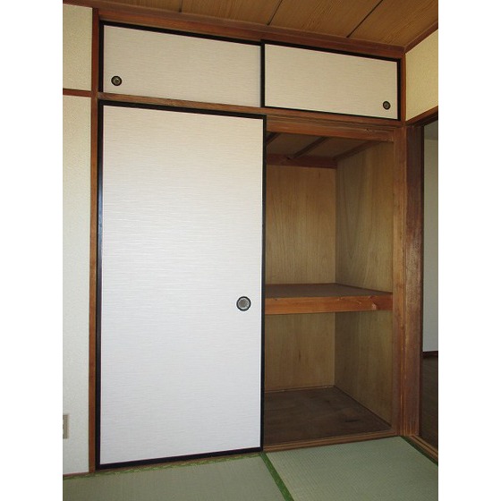 クローバーハイツ0201号室 ☆和室収納☆