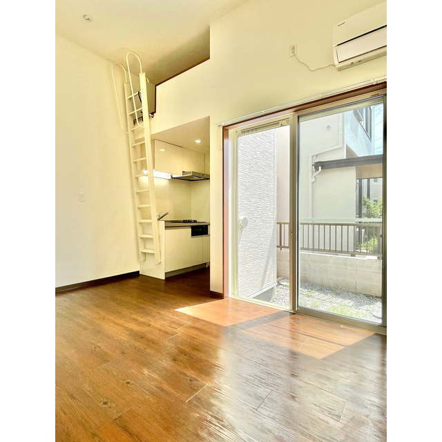 ｌｉｆｅｓｈｉｐ湘南辻堂ｻﾝﾄﾘｰﾆ102号室 ☆洋室8.2帖