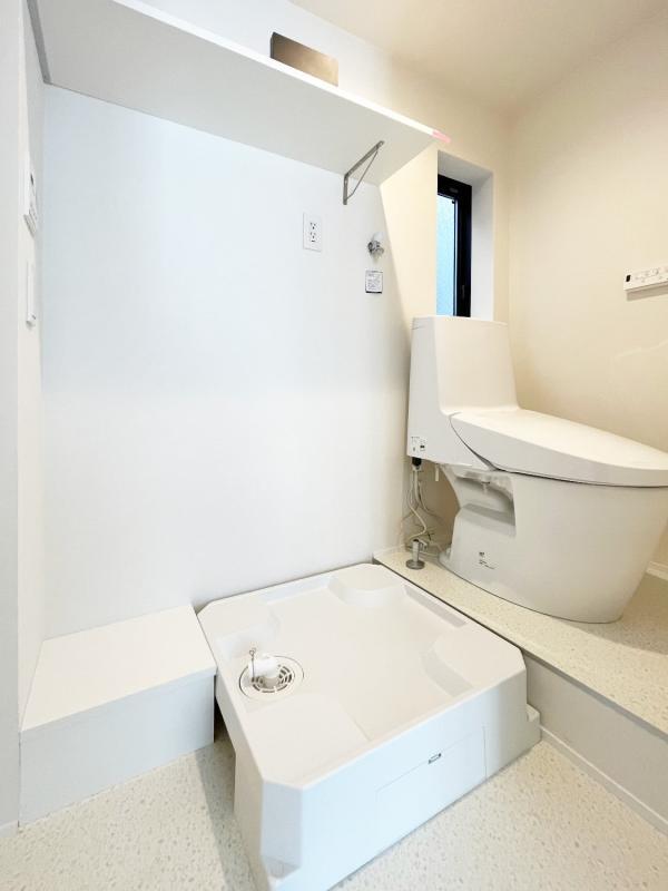 梅ヶ丘ベース1階 収納