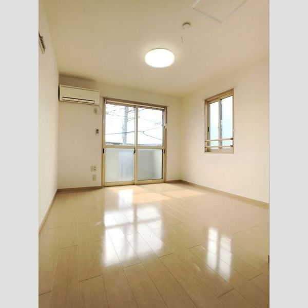 マメゾン打越203号室 リビング