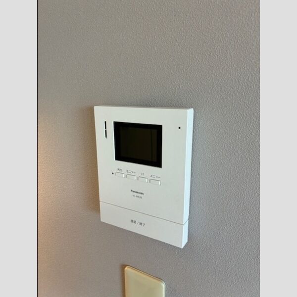 ハイムカメリア311号室 モニター付きインターホン