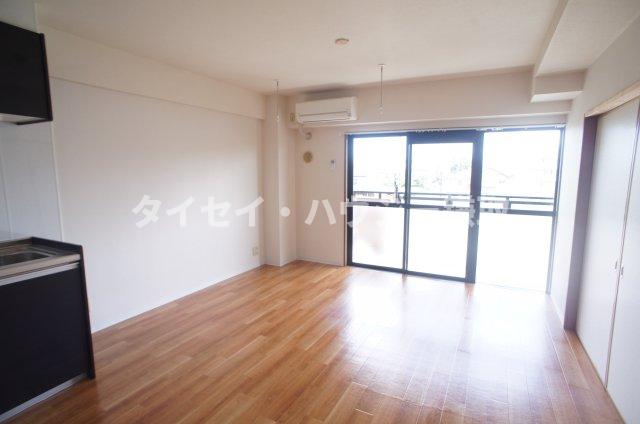 ラフィーネ・なかにし リビング