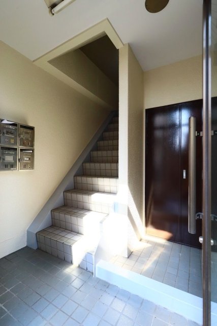 恵ビル2階 エントランス