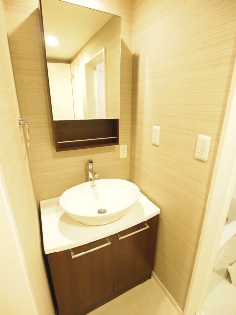 ｐａｚ　ｄｅｌ　ａｌｍａ　三山 デザイン洗面台