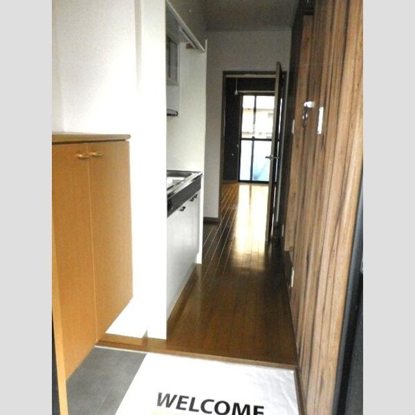 サンパティオ　A201号室 玄関