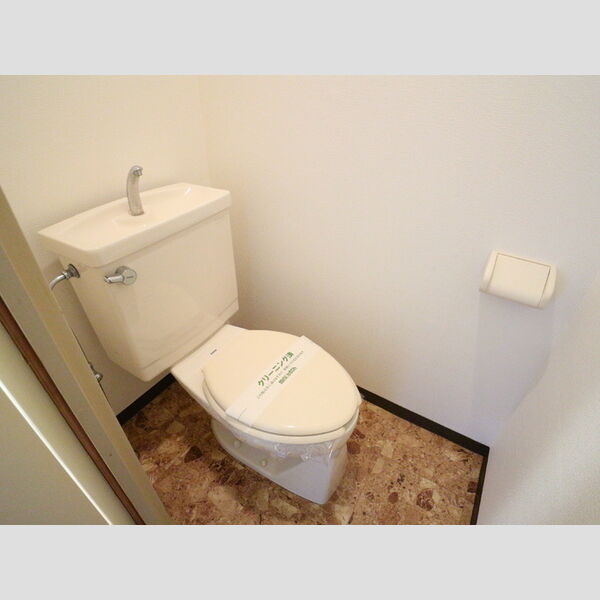 AWAビル202号室 トイレ