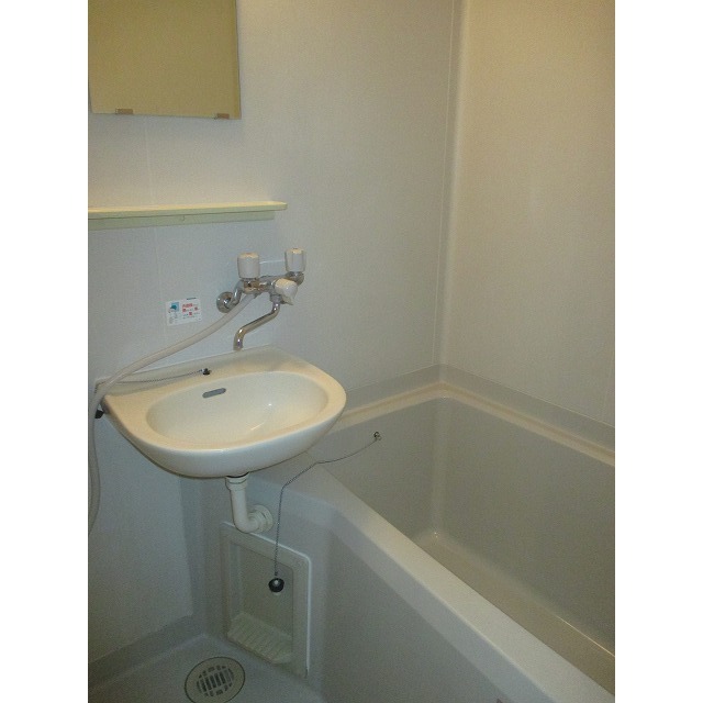 ドウェル・フロイデ 内観