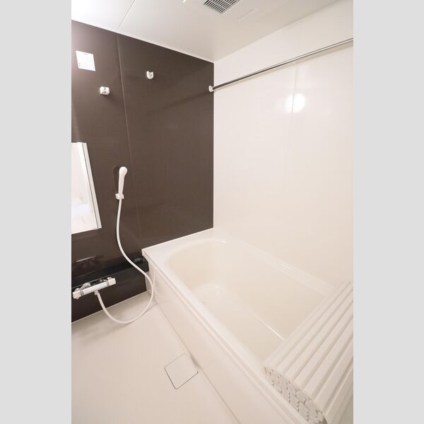 Crecia103号室 浴室換気乾燥機付きバスルーム