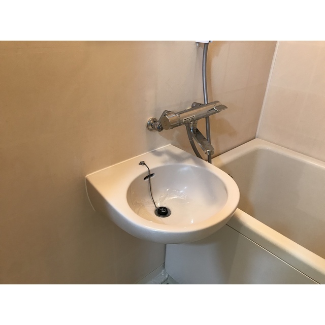 リエス伊勢原105号室 内観