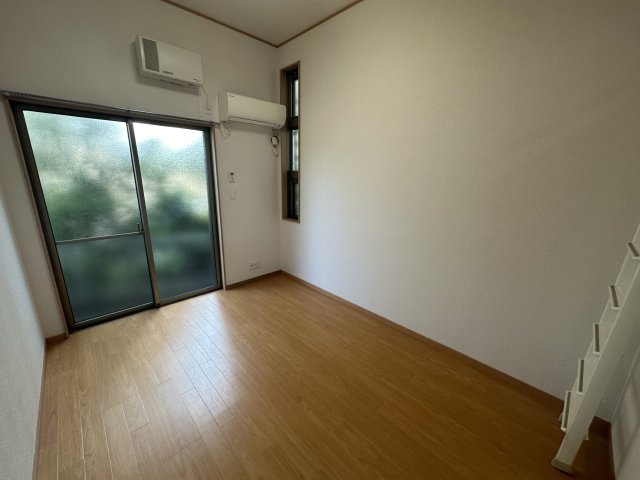 ウィステリアK リビング