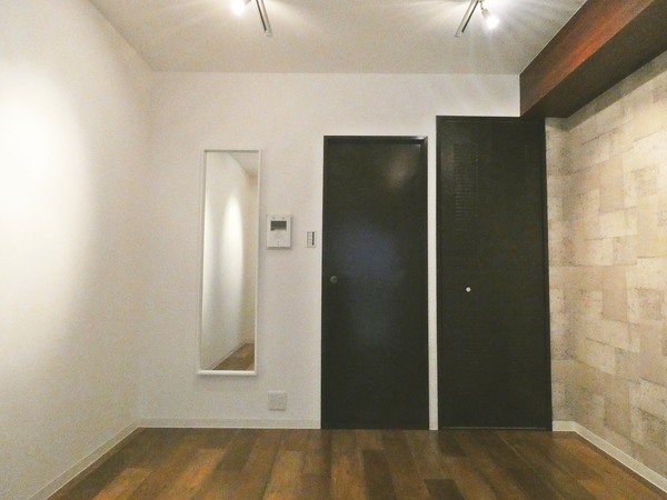 クリオ片倉町参番館103号室 リビング