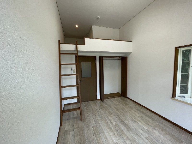 レジデンスＡ2階 部屋その他