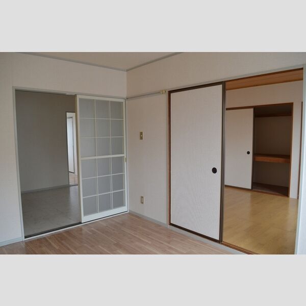 ネオサカエハイツ 洋室①