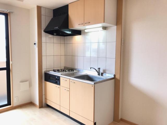 ピュアガーデン美穂206号室 キッチン（イメージ）