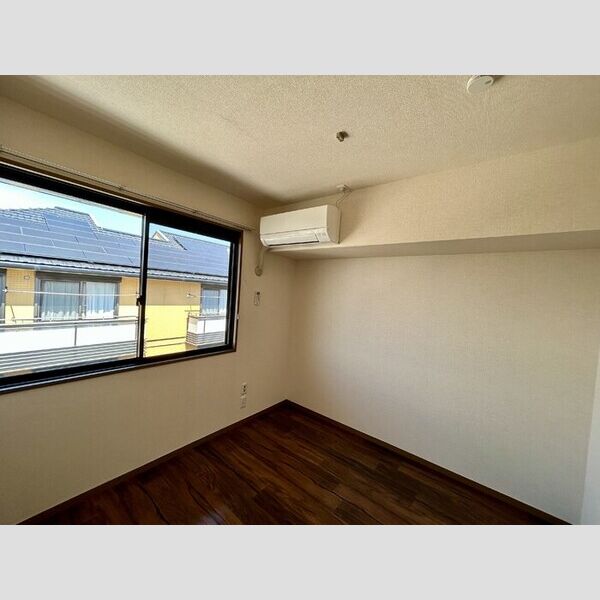 カサヴェールAsahi203号室 北側洋室