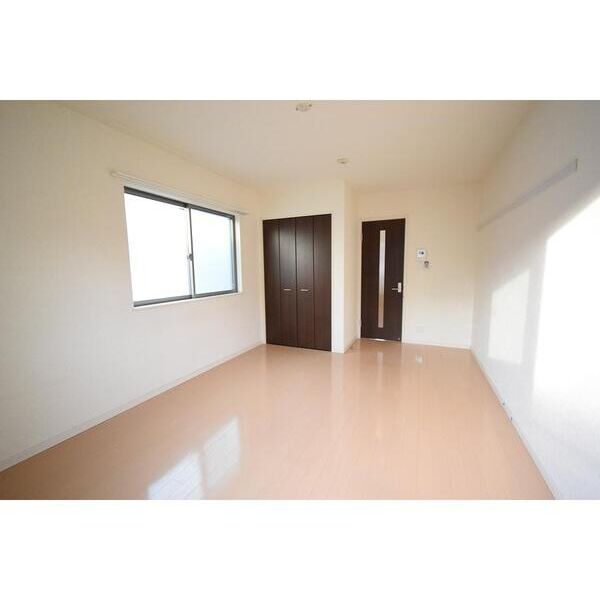 メルベーユみかど リビング