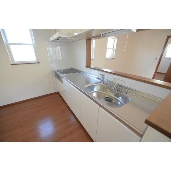 West　House キッチン